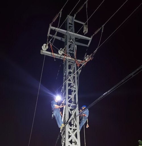 通過供電部分連夜搶修，快速康復了供電
